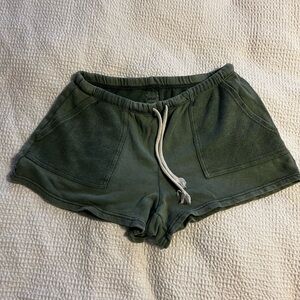 Aerie Medium Lounge Short